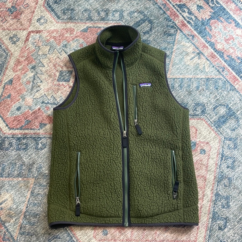 Patagonia vest large